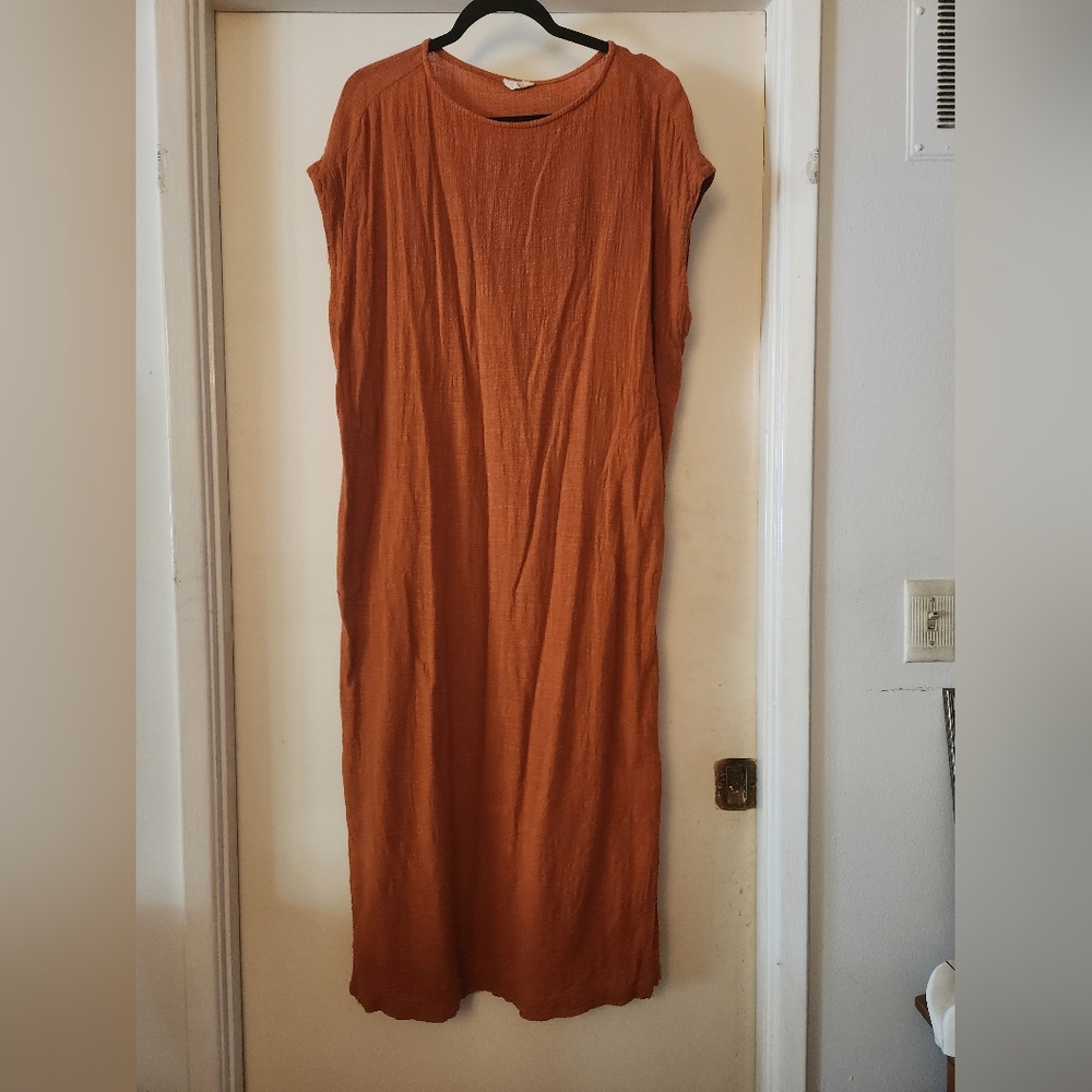 Curator SF Breezy Caftan in Tabasco Small